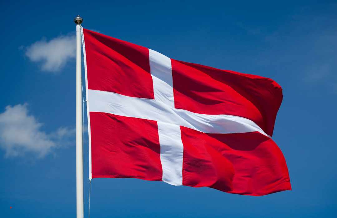 Leder du efter danske flag og vimpler